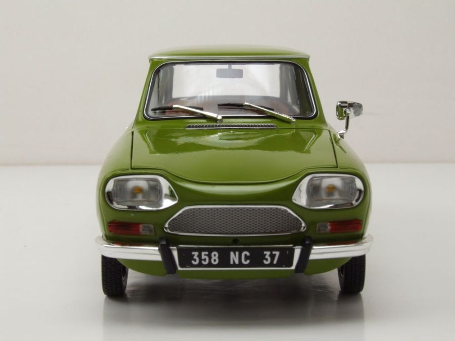Modellauto Citroen Ami 8 Club 1969 grün 1:18 Norev bei