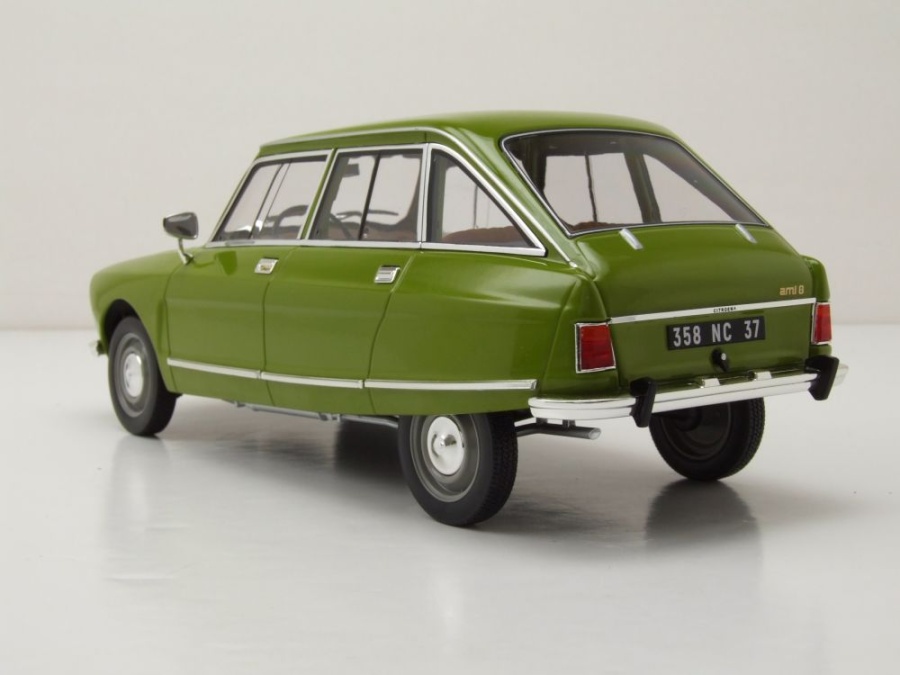 Modellauto Citroen Ami 8 Club 1969 grün 1:18 Norev bei