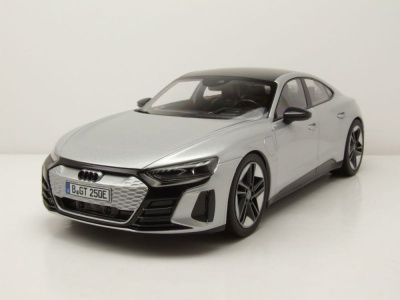 Audi RS E-tron GT 2021 silber Modellauto 1:18 Norev