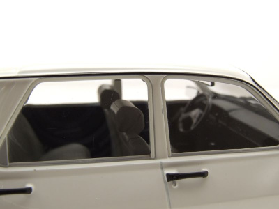 Dacia 1310 L 1993 weiß Modellauto 1:18 Triple9
