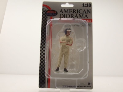 Figur Racing Legends 60s Rennfahrer beige verschränkte Arme für 1:18 Modelle American Diorama