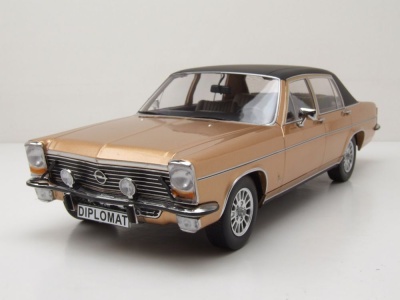 Opel Diplomat B 1972 beige metallic matt schwarz...