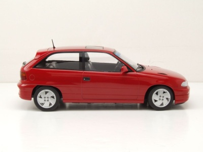 Opel Astra GSi 1991 rot Modellauto 1:18 Norev