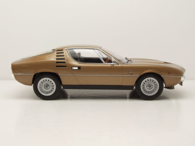 Alfa Romeo Montreal 1970 gold metallic Modellauto 1:18 KK Scale