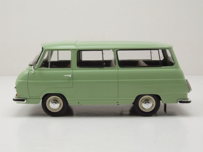 Skoda 1203 1968 hellgrün Modellauto 1:24 Whitebox