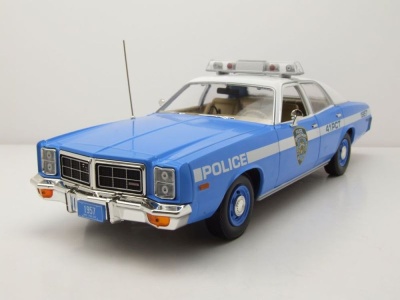 Dodge Monaco NYPD New York Police 1978 blau weiß Modellauto 1:18 Greenlight Collectibles