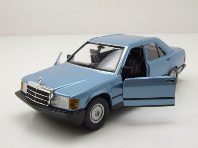 Mercedes 190E 1987 blau Modellauto 1:24 Bburago