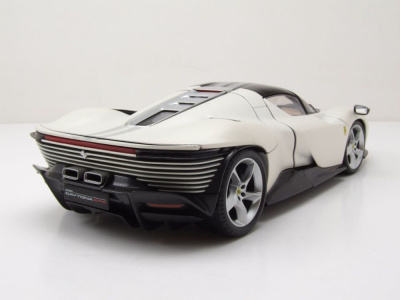 Ferrari Daytona SP3 weiß Modellauto 1:18 Bburago...