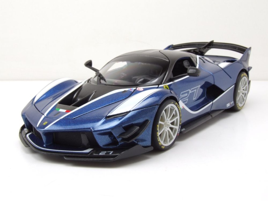 Modellauto Ferrari FXX K Evo #27 blau 1:18 Bburago bei