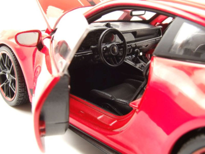 Porsche 911 GT3 2023 rot mit Streifen Modellauto 1:18 Maisto