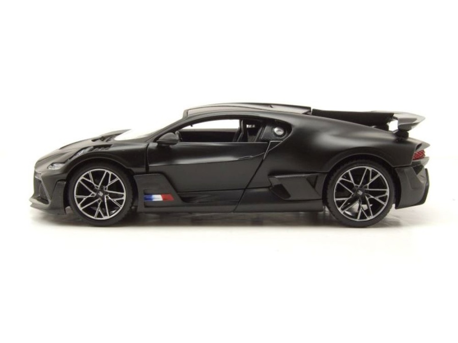 Maisto - 1:24 Bugatti Divo online bestellen | MÜLLER