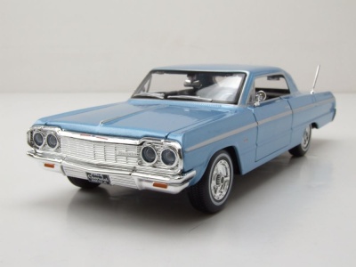 Chevrolet Impala 1964 blau Modellauto 1:24 Maisto