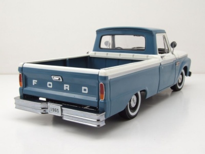 Ford F-100 Custom Cab Pick Up 1965 blau weiß Modellauto 1:18 Sun Star