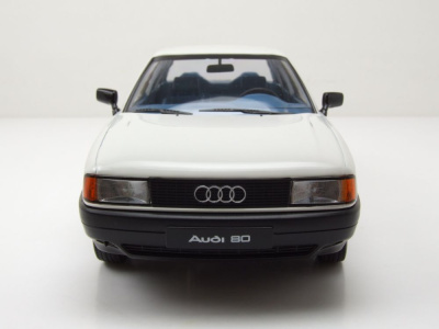 Audi 80 B3 1989 weiß Modellauto 1:18 Triple9