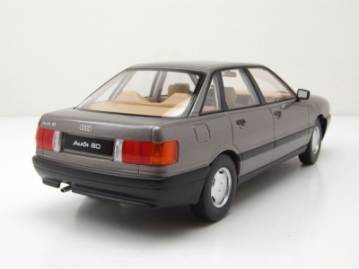 Audi 80 B3 1989 dunkelgrau Modellauto 1:18 Triple9