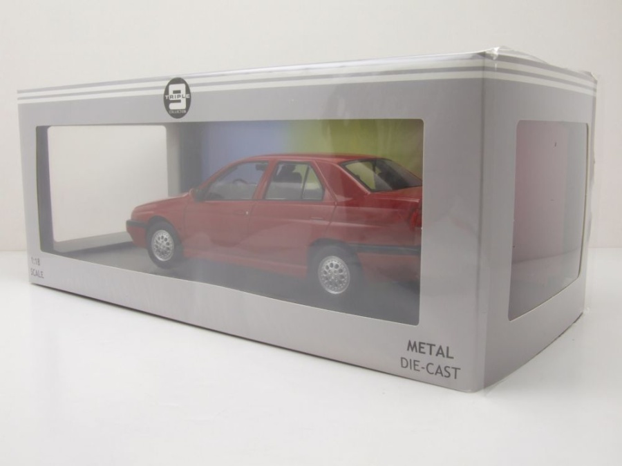 Modellauto Alfa Romeo 155 1996 rot 1:18 Triple9 bei