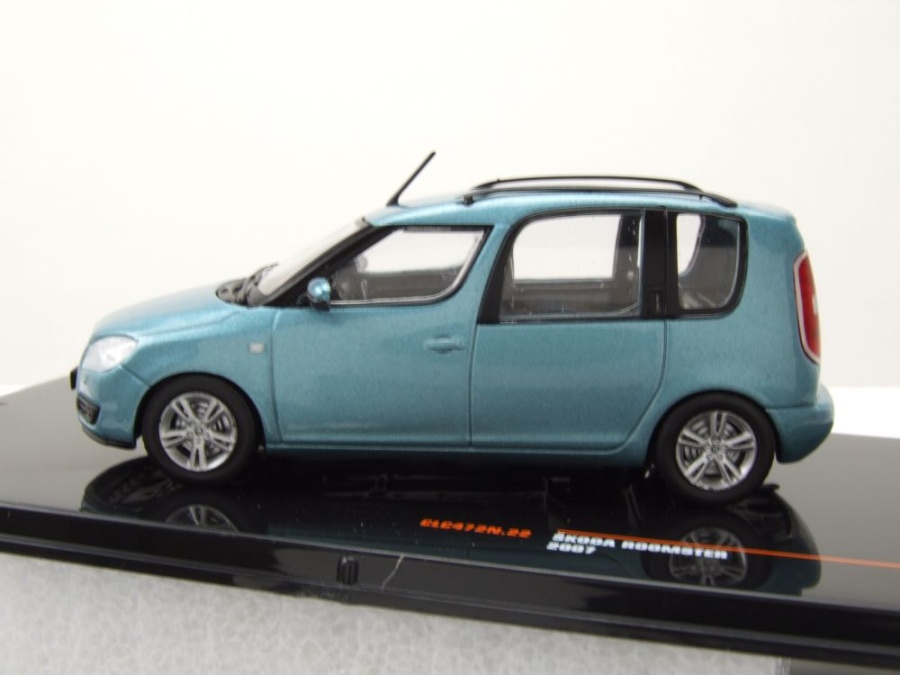 Škoda Roomster ミニカー 7台セット 1/72 Škoda Roomster ミニカー 7台セット 1/72 おもちゃ
