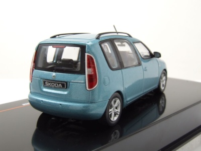 Skoda Roomster 2007 hellblau metallic Modellauto 1:43 ixo models