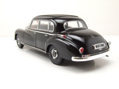 Mercedes 300 1955 schwarz Konrad Adenauer Modellauto 1:18 Norev