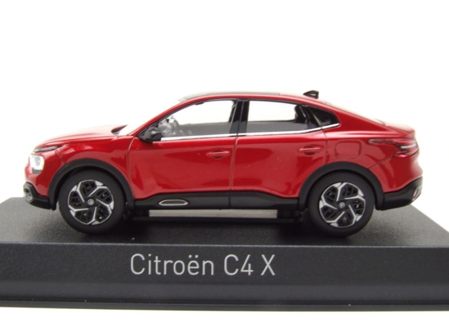 Citroen C4 X 2023 Elixir Rouge 1:43 Model 155482 Norev