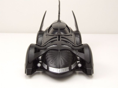 Batman Forever Batmobile 1995 schwarz mit Figur Modellauto 1:24 Jada Toys