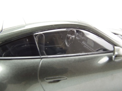 Porsche 911 Carrera 4 GTS 2020 grün metallic Modellauto 1:18 Minichamps