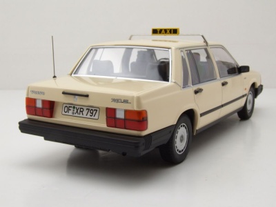 Volvo 740 GL Taxi 1986 beige Modellauto 1:18 Minichamps