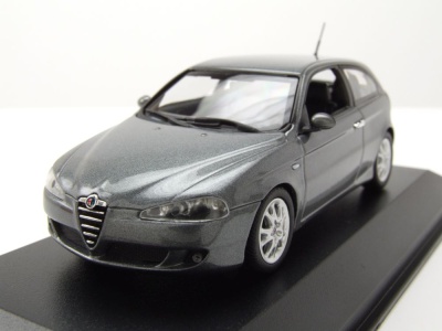 Alfa Romeo 147 2005 grau metallic Modellauto 1:43 Maxichamps