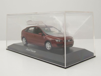 Ford Focus 2004 dunkelrot metallic Modellauto 1:43 Maxichamps