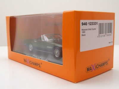 Maserati Ghibli Spyder 1969 schwarz Modellauto 1:43 Maxichamps