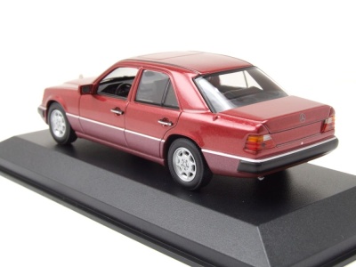 Mercedes 230E 1991 dunkelrot metallic Modellauto 1:43 Maxichamps