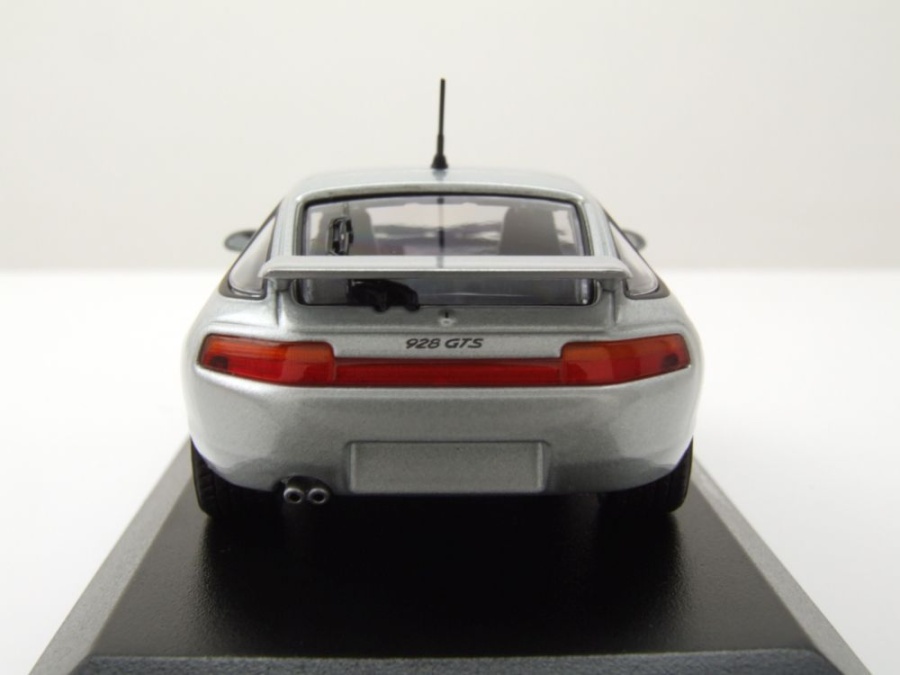Modellauto Porsche 928 GTS 1991 silber bei Modellautocenter, 37,90 €