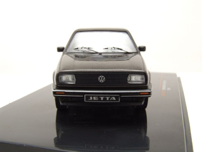VW Jetta II 1984 grau metallic Modellauto 1:43 ixo models