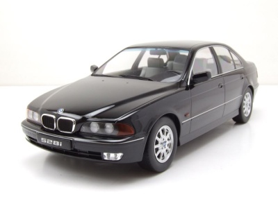 BMW 528i E39 1995 schwarz Modellauto 1:18 KK Scale