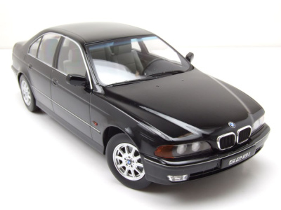 BMW 528i E39 1995 schwarz Modellauto 1:18 KK Scale