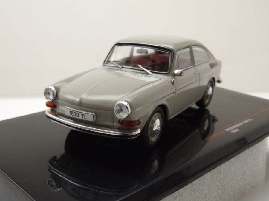 Modellauto VW 1600 TL 1969 beige 1:43 ixo models bei