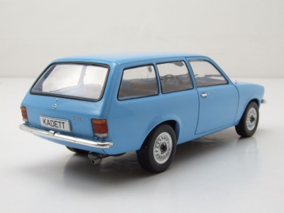 Opel Kadett C Caravan Kombi 1973 hellblau Modellauto 1:24...