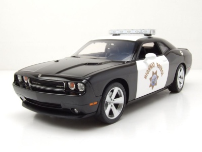 Dodge Challenger SRT8 California Highway Patrol 2009...