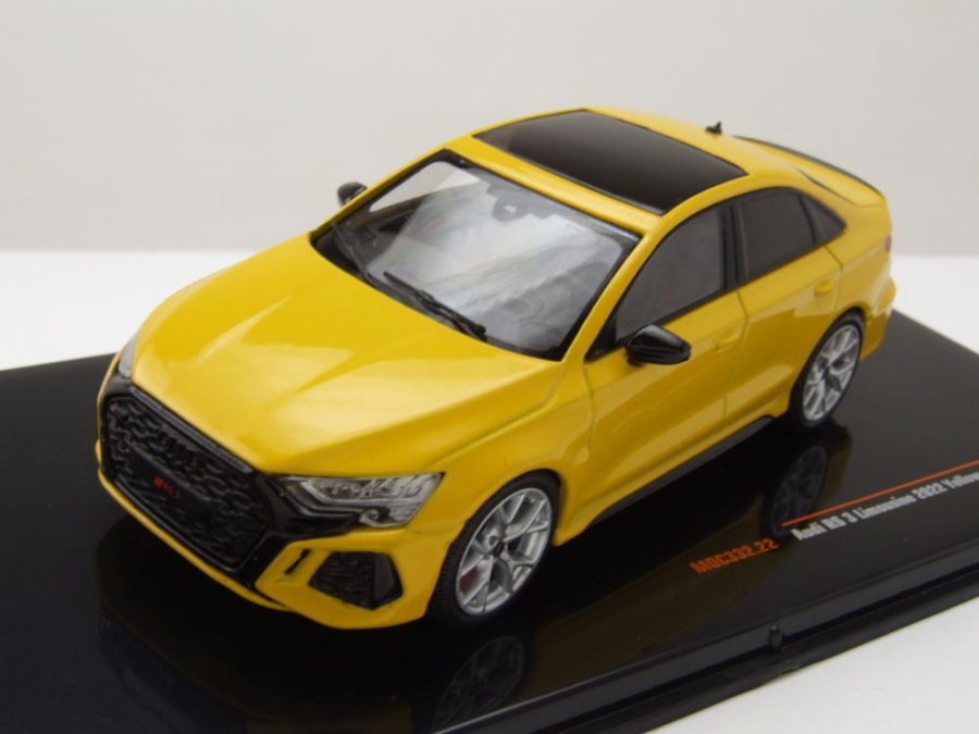 Modellauto Audi RS3 2022 gelb 1:43 ixo models bei Modellautocenter, 37,50 €