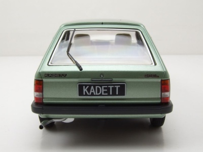 Opel Kadett D 5-Türer 1984 hellgrün Modellauto 1:18 Triple9