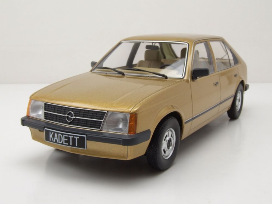 Opel Kadett D 5-Türer 1984 gold metallic Modellauto 1:18 Triple9