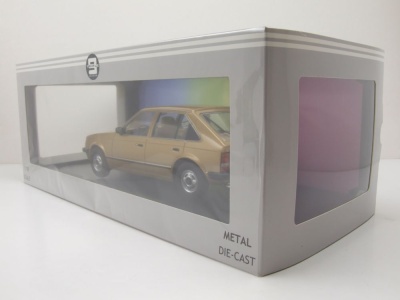 Opel Kadett D 5-Türer 1984 gold metallic Modellauto 1:18 Triple9