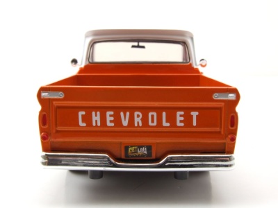 Chevrolet C-10 Fleetside Pick Up Get Low 1966 orange weiß Modellauto 1:24 Motormax