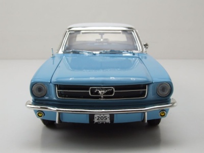 Ford Mustang Hardtop 1964 hellblau weiß James Bond 007 Thunderball Modellauto 1:18 Motormax