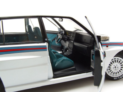 Lancia Delta HF Integrale Evo 1 Martini 6 1992 weiß Modellauto 1:18 Solido
