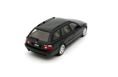 BMW 540i E39  Touring Kombi M-Pack 2021 schwarz metallic Modellauto 1:18 Ottomobile