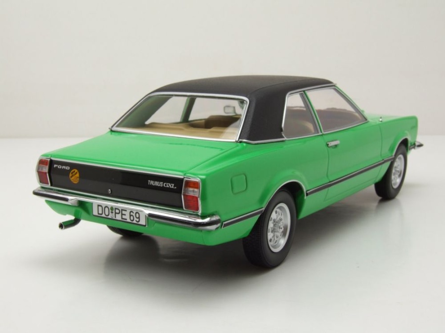 Miniature FORD TAUNUS GXL SEDAN AVEC TOIT VINYL 1971 VERT/NOIR 1/18