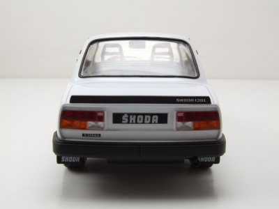 Skoda 130 L 1988 weiß Modellauto 1:18 ixo models