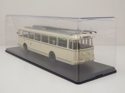 Skoda 9TR Bus BVG Berliner Verkehrsbetriebe beige Modellauto 1:43 Premium ClassiXXs
