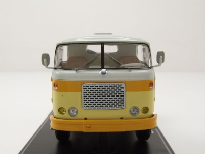 Skoda LIAZ 706 MTTN Zugmaschine orange weiß Modellauto 1:43 Premium ClassiXXs